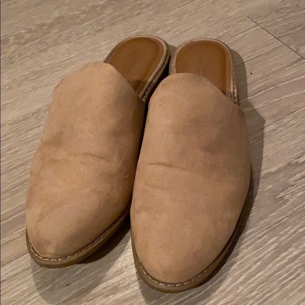 Women’s Mule Shoe